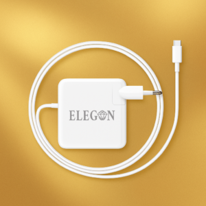 White Fast-140W Pro Charger